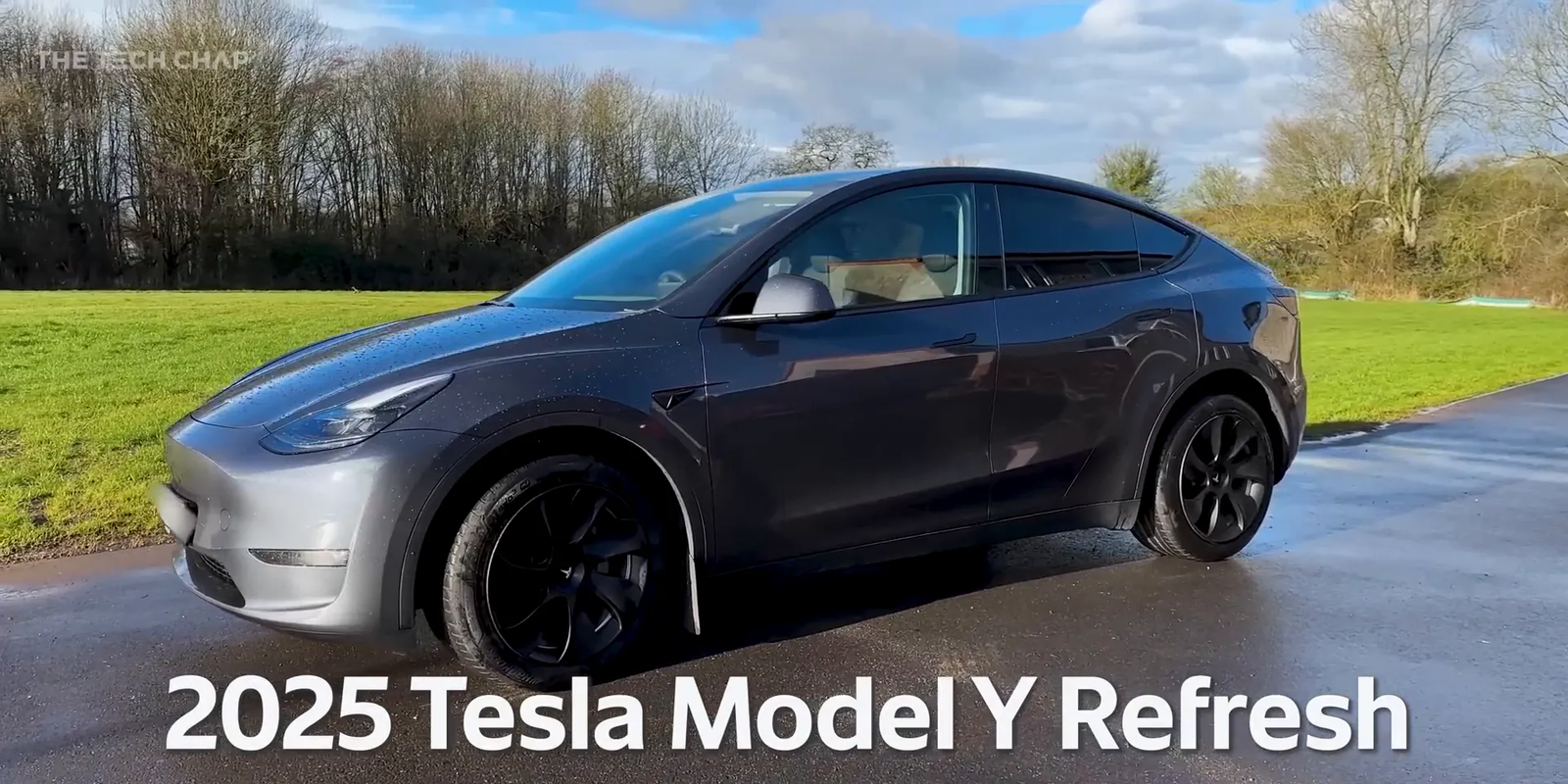 תמונת רכב חשמלי טסלה Juniper